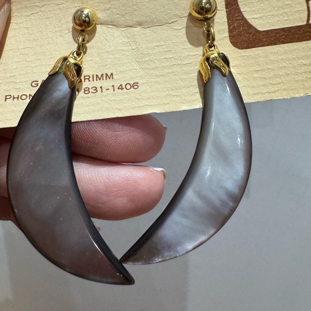 Vintage Iridescent moon shaped earrings for pierced ears - Picture 3 of 5